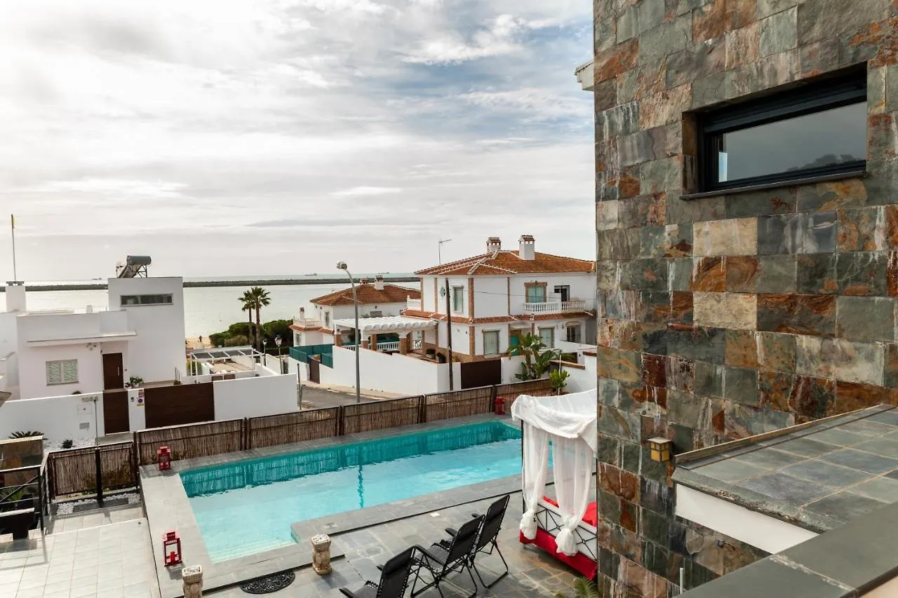Chalet Con Piscina Privada En Mazagon