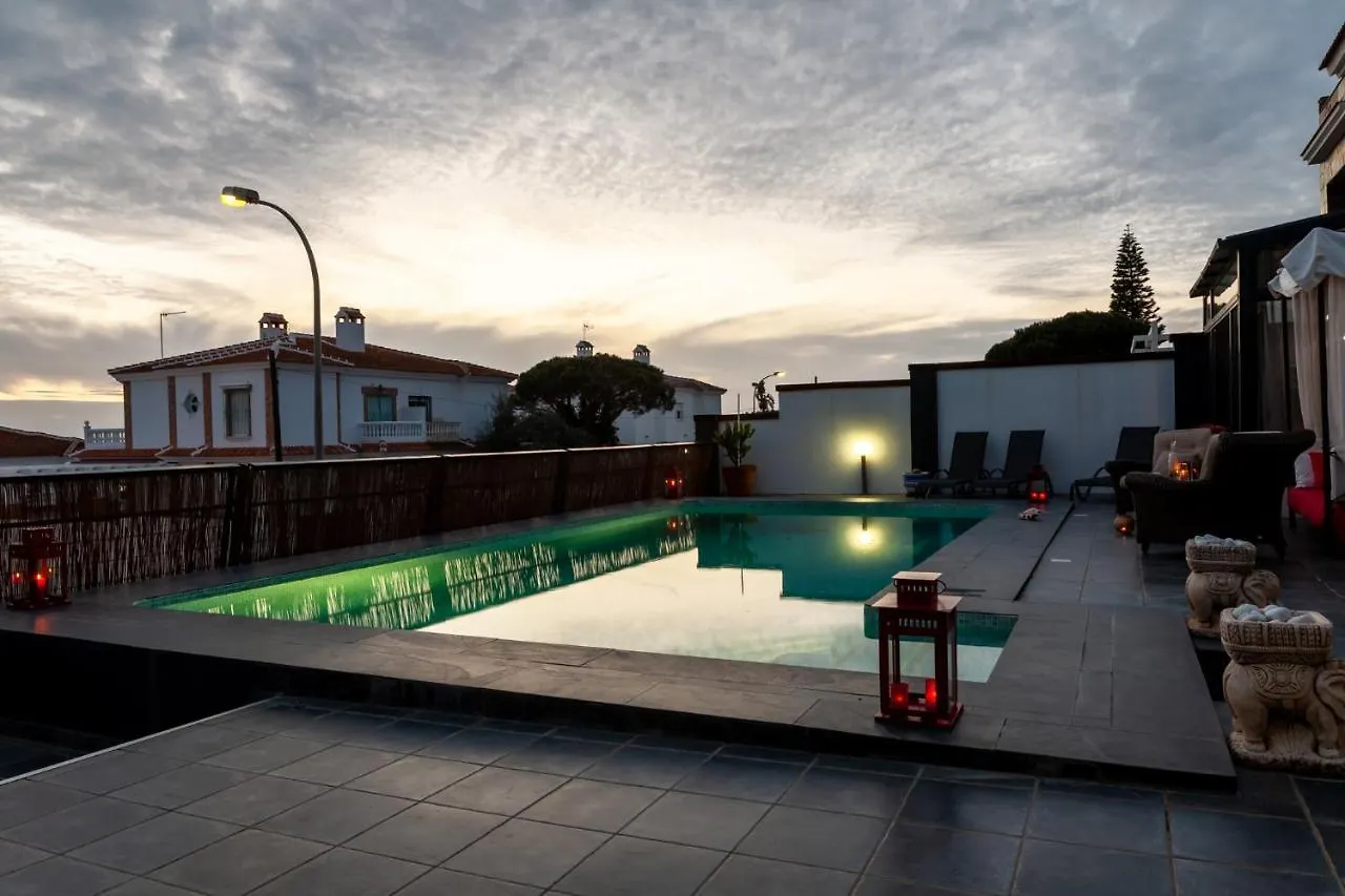 Сasa de vacaciones Chalet Con Piscina Privada En Mazagón España